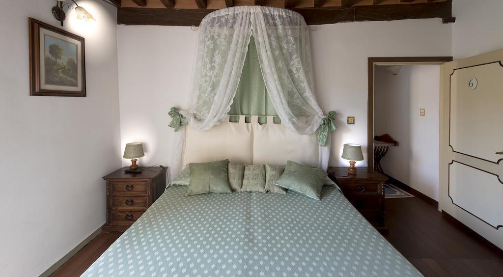 Residenza Di Via Piccardi Bed and Breakfast Gubbio Værelse billede